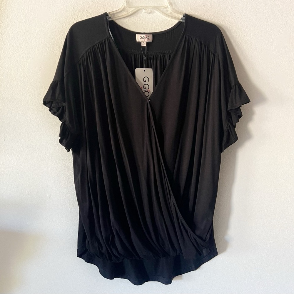 GiGO Women's Black Blouse